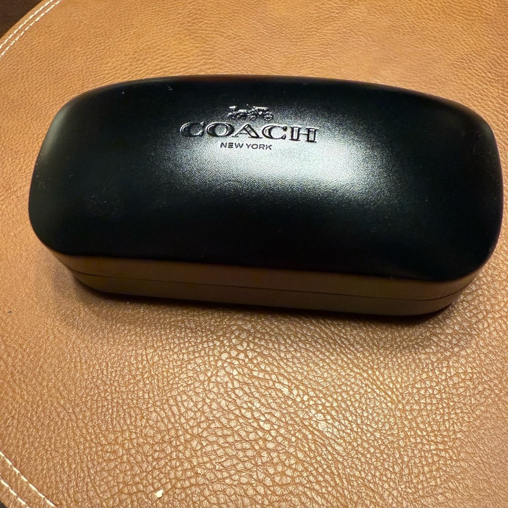 SOLD - Coach Tortoise Shell Sunglasses - Picture 8 of 9